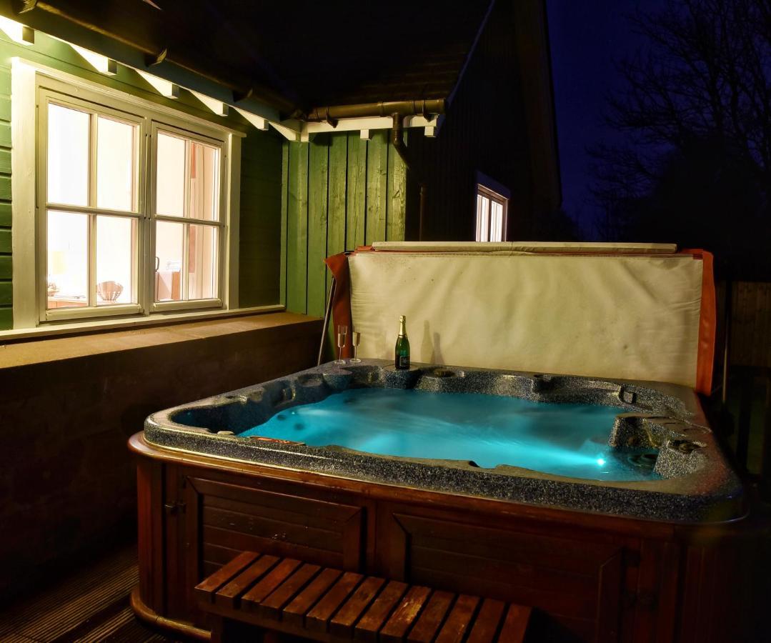 Highland Heather Lodges Comrie Dış mekan fotoğraf